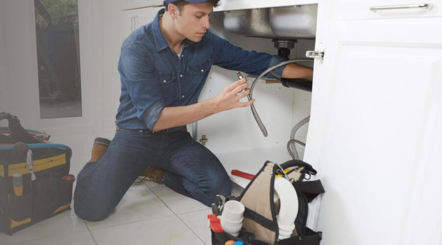 Professional bathroom faucet installation in McKinnon, WY